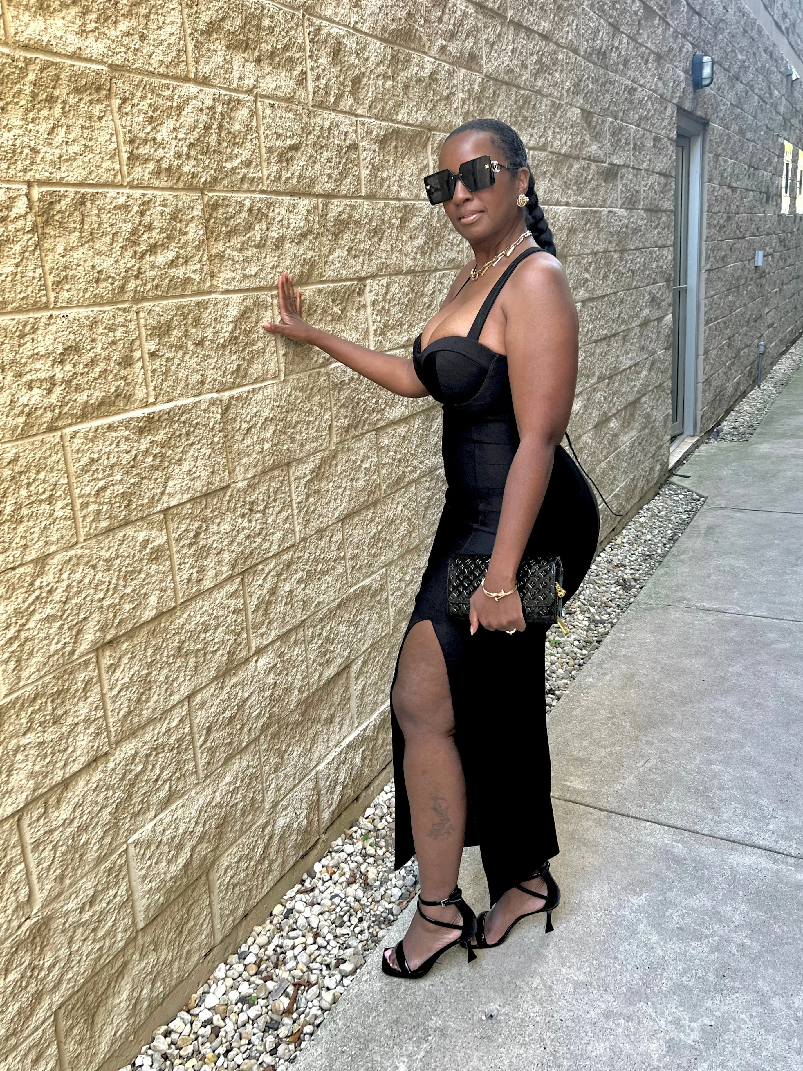 Black Curve Dress