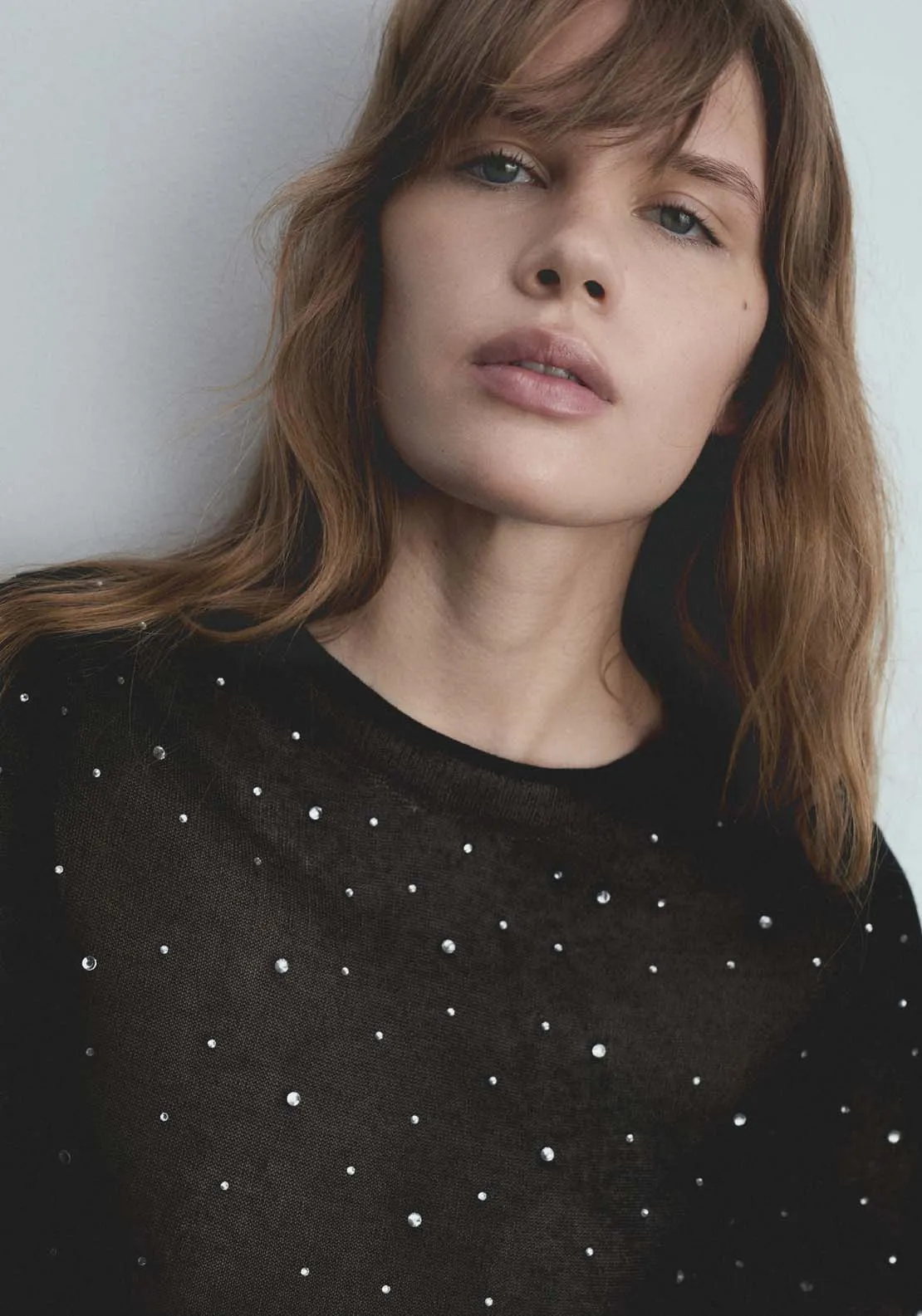 Fine-knit sweater with rhinestones - Black
