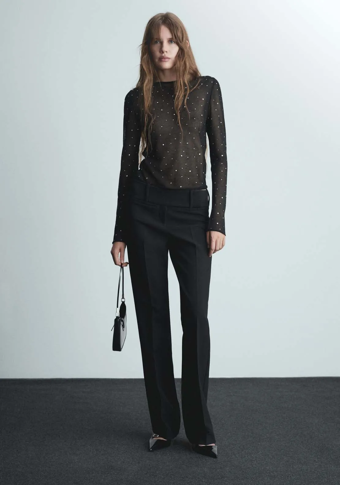 Fine-knit sweater with rhinestones - Black