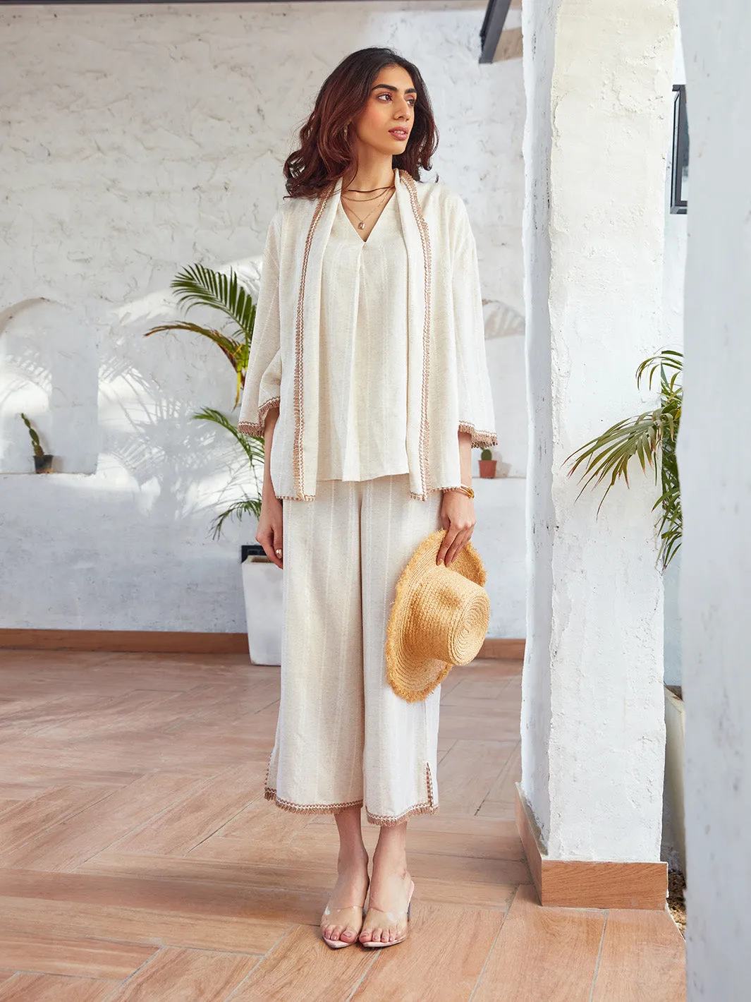 Havana Laced Cape