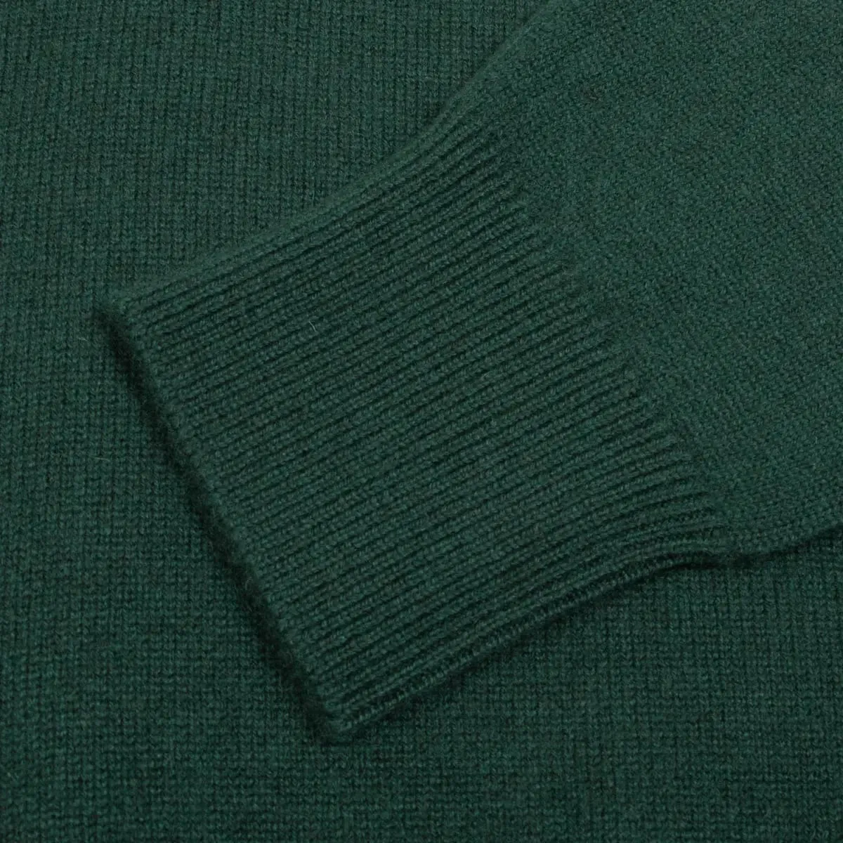 Holly Green Tobermorey 4ply V-Neck Cashmere Sweater