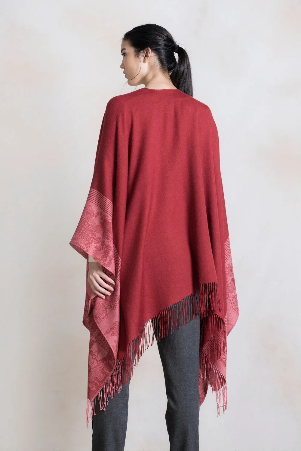 Paracas - 17 Cape Royal Alpaca Color Red