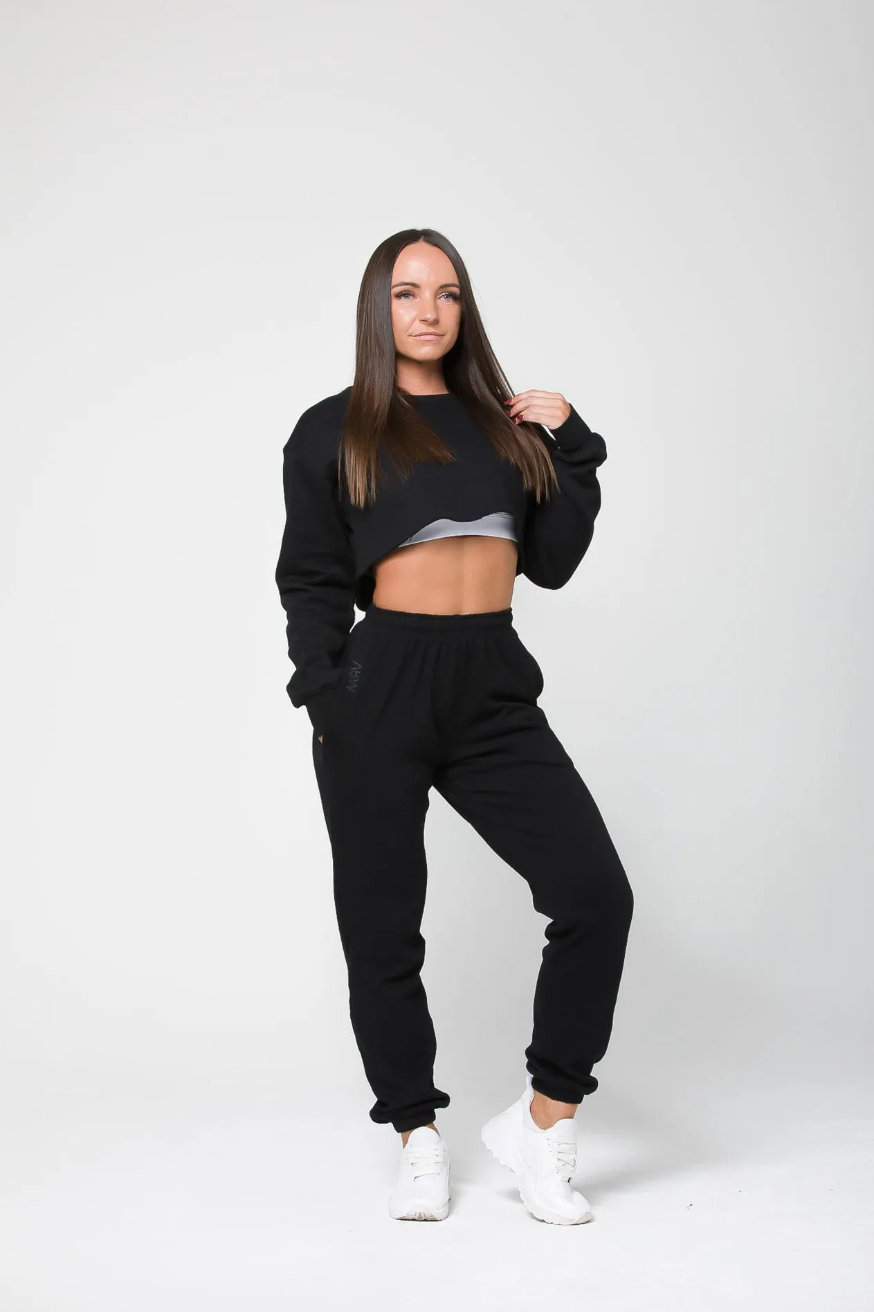 Remedy Crop Sweater - Black