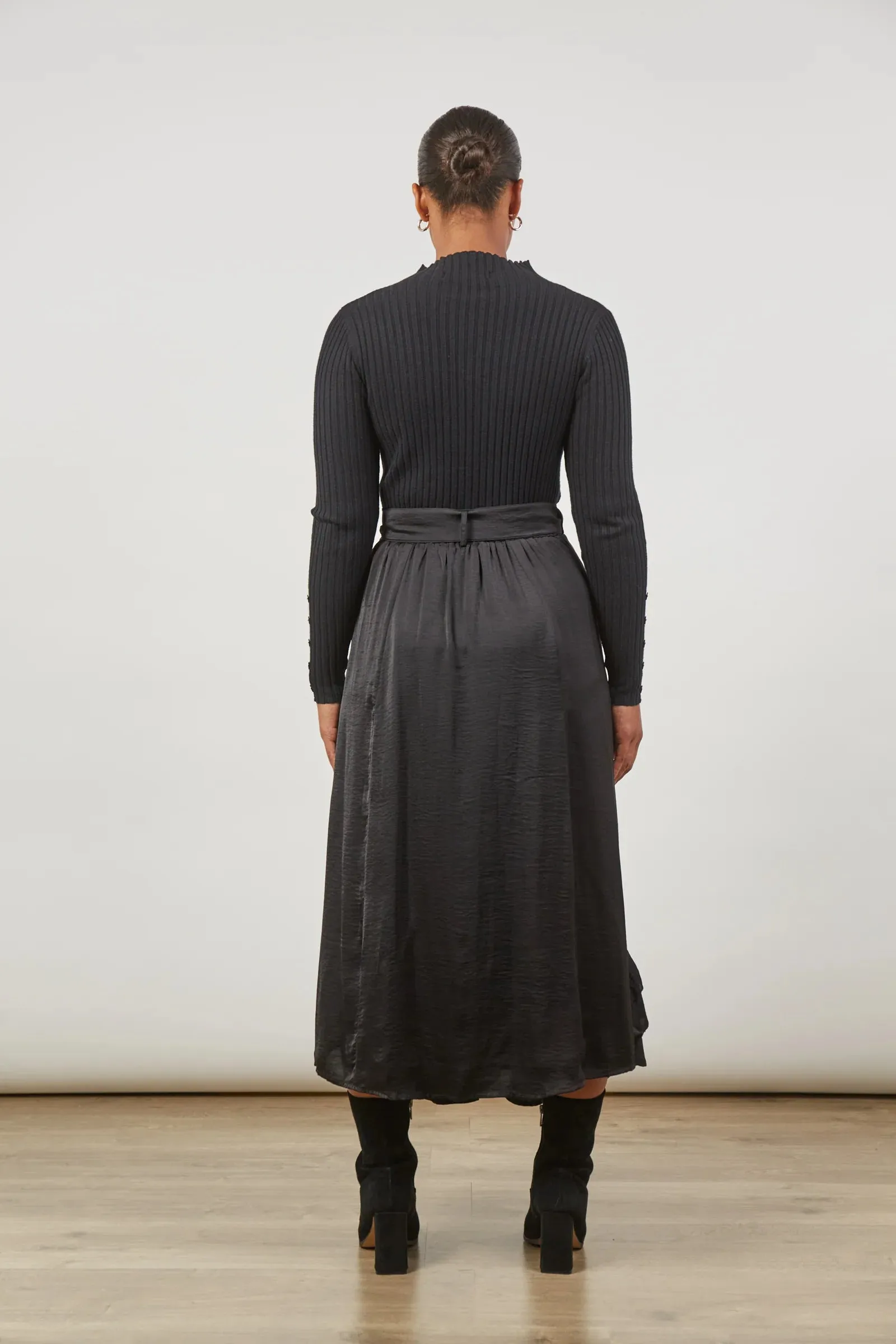 Romance Wrap Skirt - Onyx
