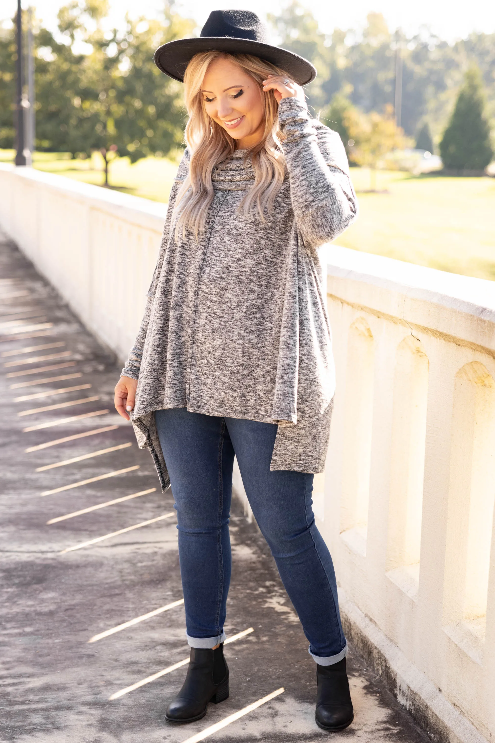 Winter Resort Tunic, Black